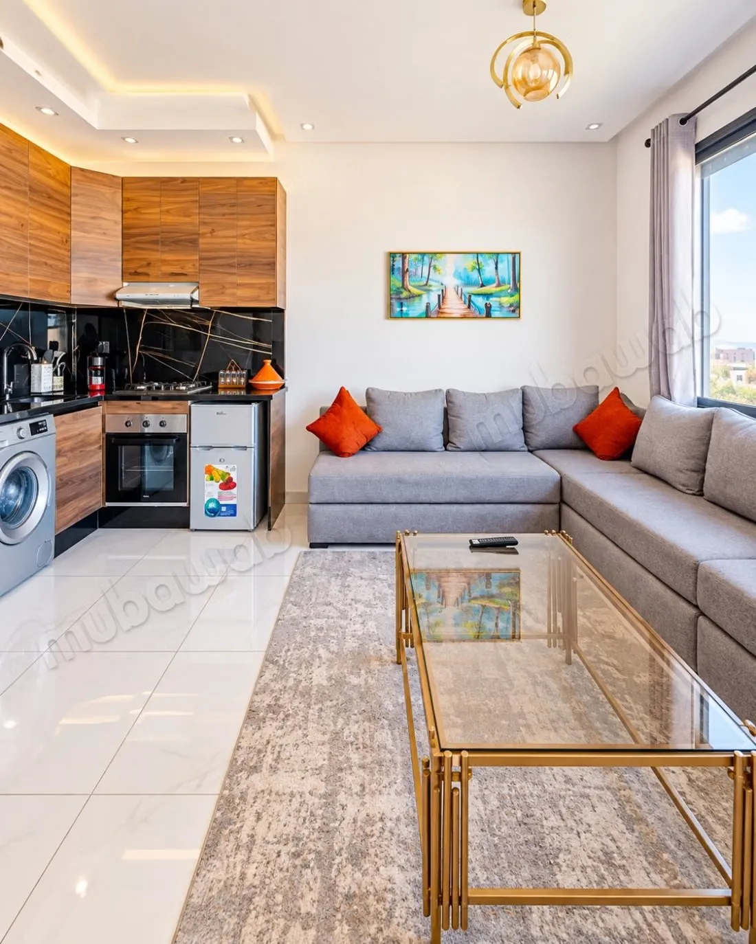 Bel appartement moderne meublé avec balcon - المهدية