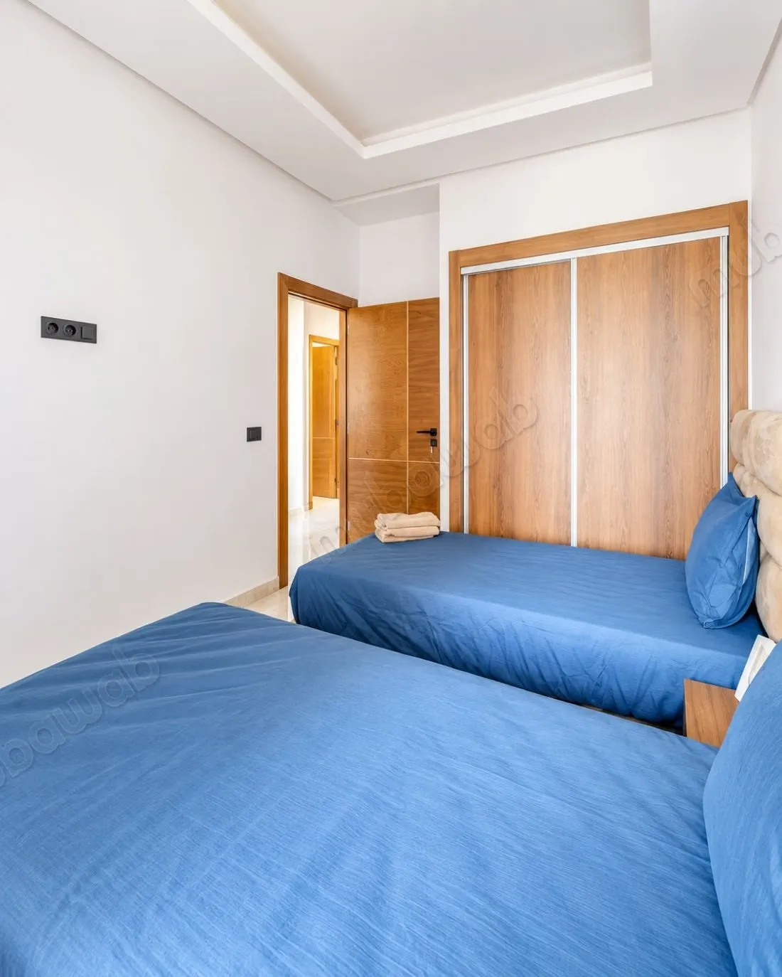 Bel appartement moderne meublé avec balcon - المهدية (3)