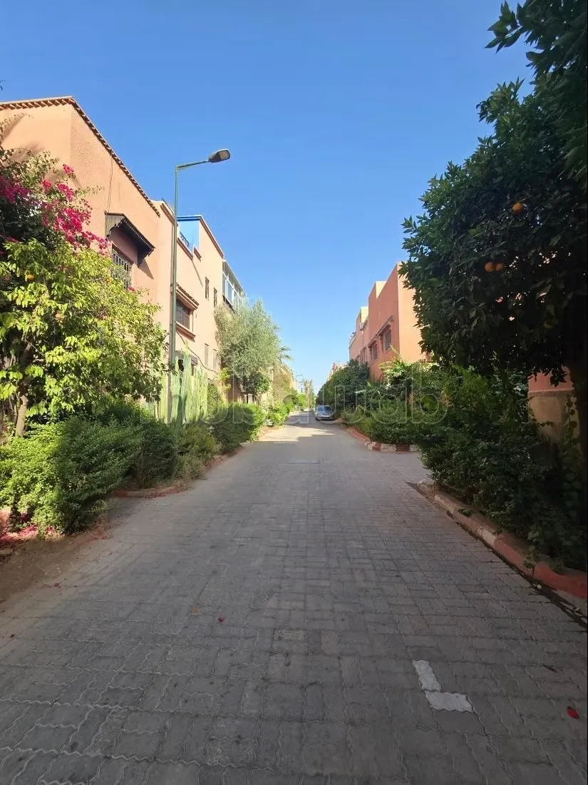 Villa maison Asil derrière l'école irakienne - مراكش (2)