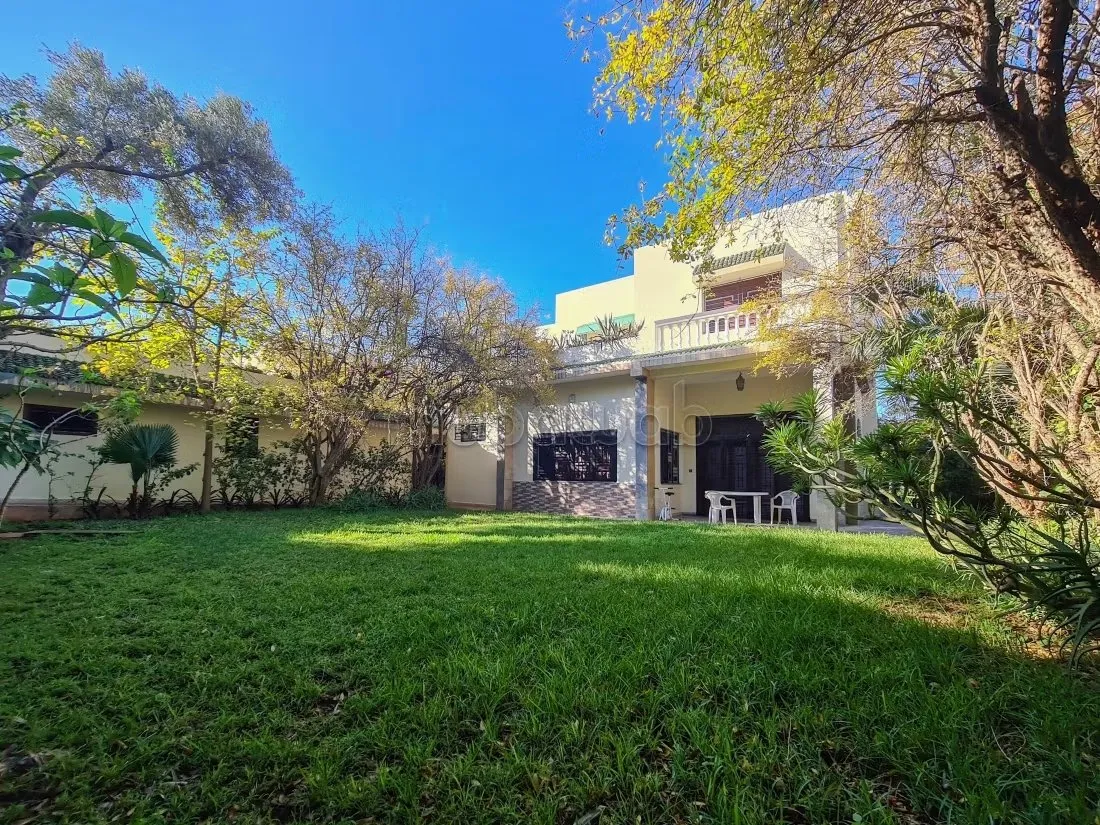 Villa à vendre à POLO - الدار البيضاء