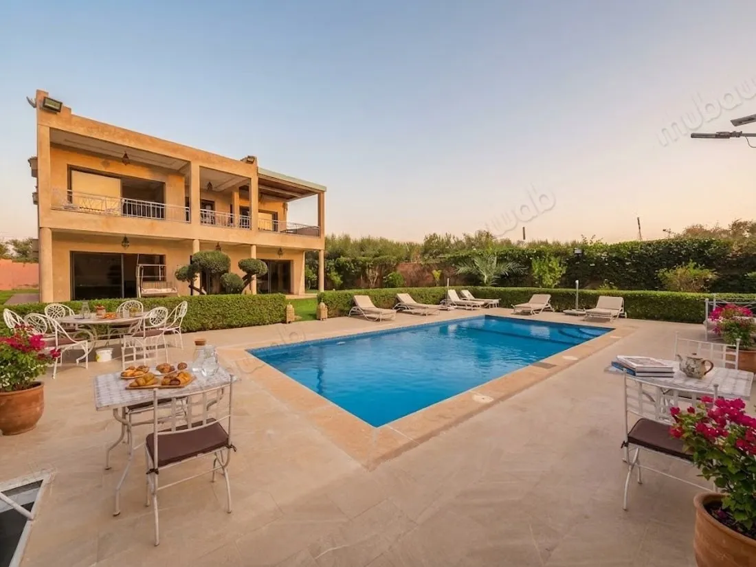 Havre de paix Villa titrè en parfait état à vendre - مراكش