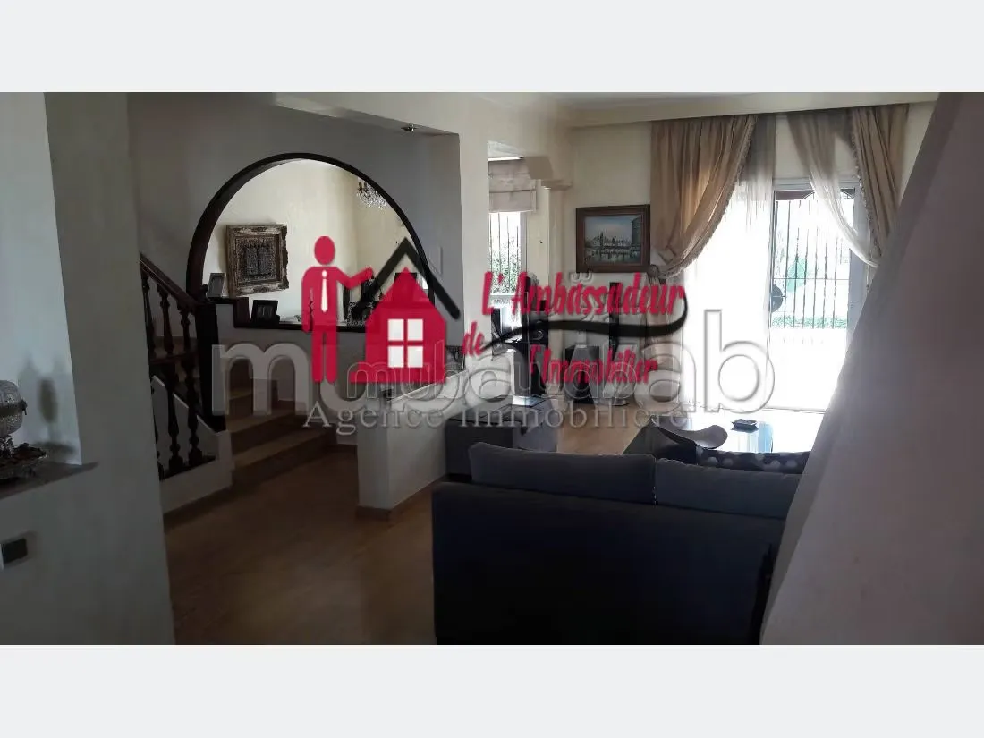 Triplex Villa de 400 m2 à Val d'anfa - الدار البيضاء (3)