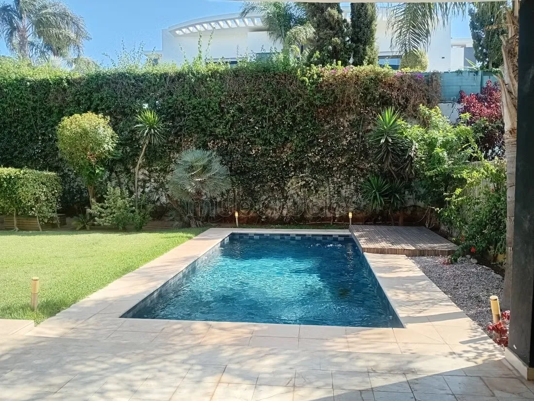 Villa moderne résidence bouskoura - بوسكورة