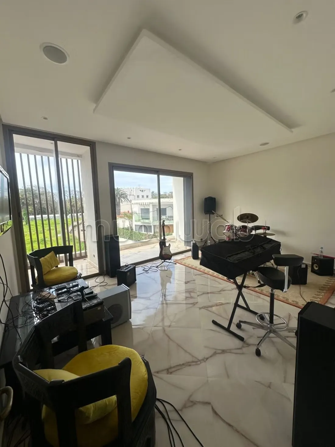 À Vendre: Villa Commerciale 280m² à agdal 
riad - الرباط