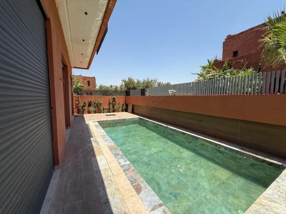 Villa neuve à vendre sur la route de casa - مراكش (2)