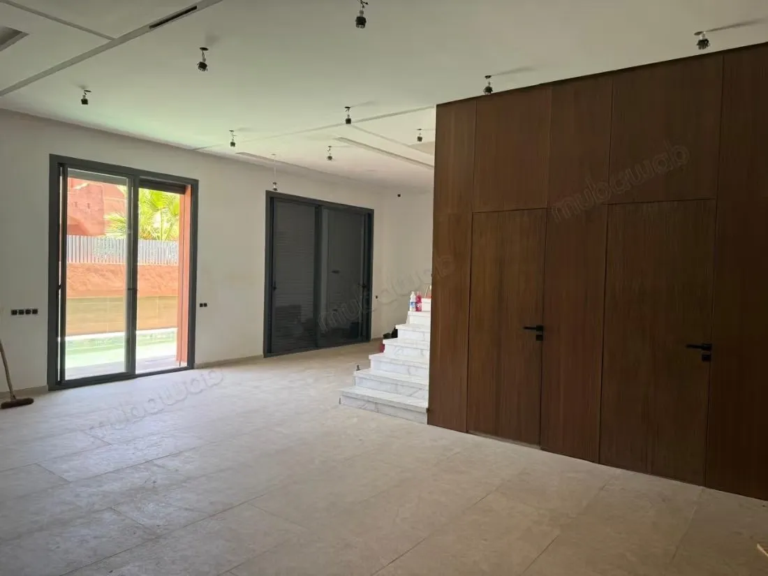 Villa neuve à vendre sur la route de casa - مراكش (3)