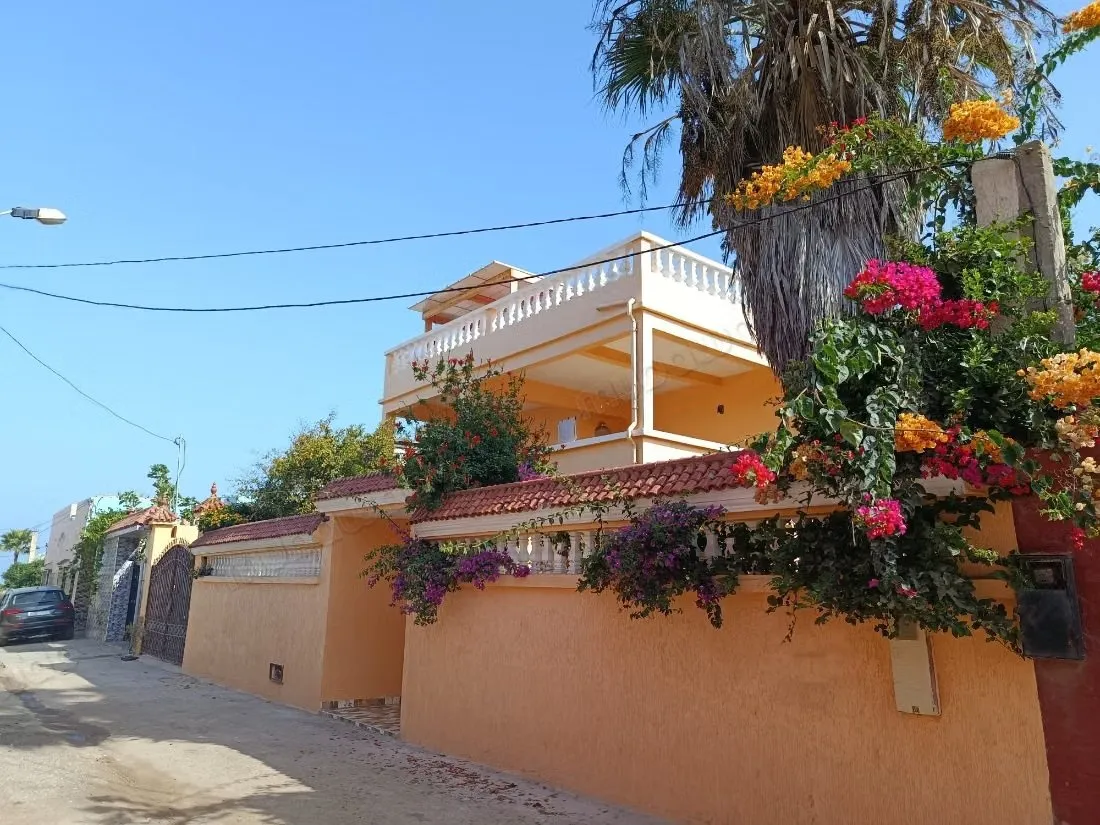 Magnifique villa de 500m2 à Sidi Rahal - Sidi Rahal Chatai