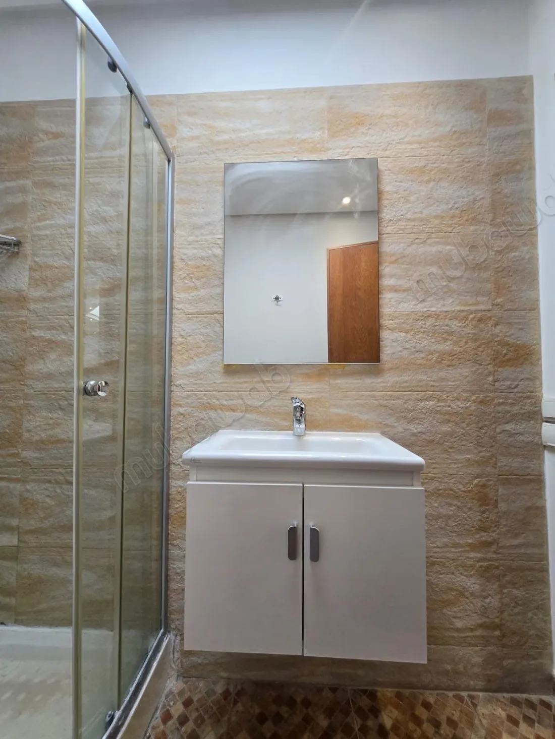 Villa moderne à la location à ain diab - الدار البيضاء (3)