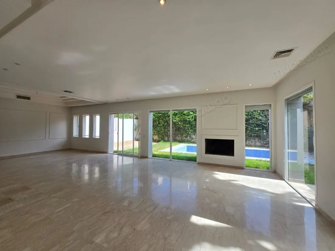 Villa moderne à la location à ain diab - الدار البيضاء