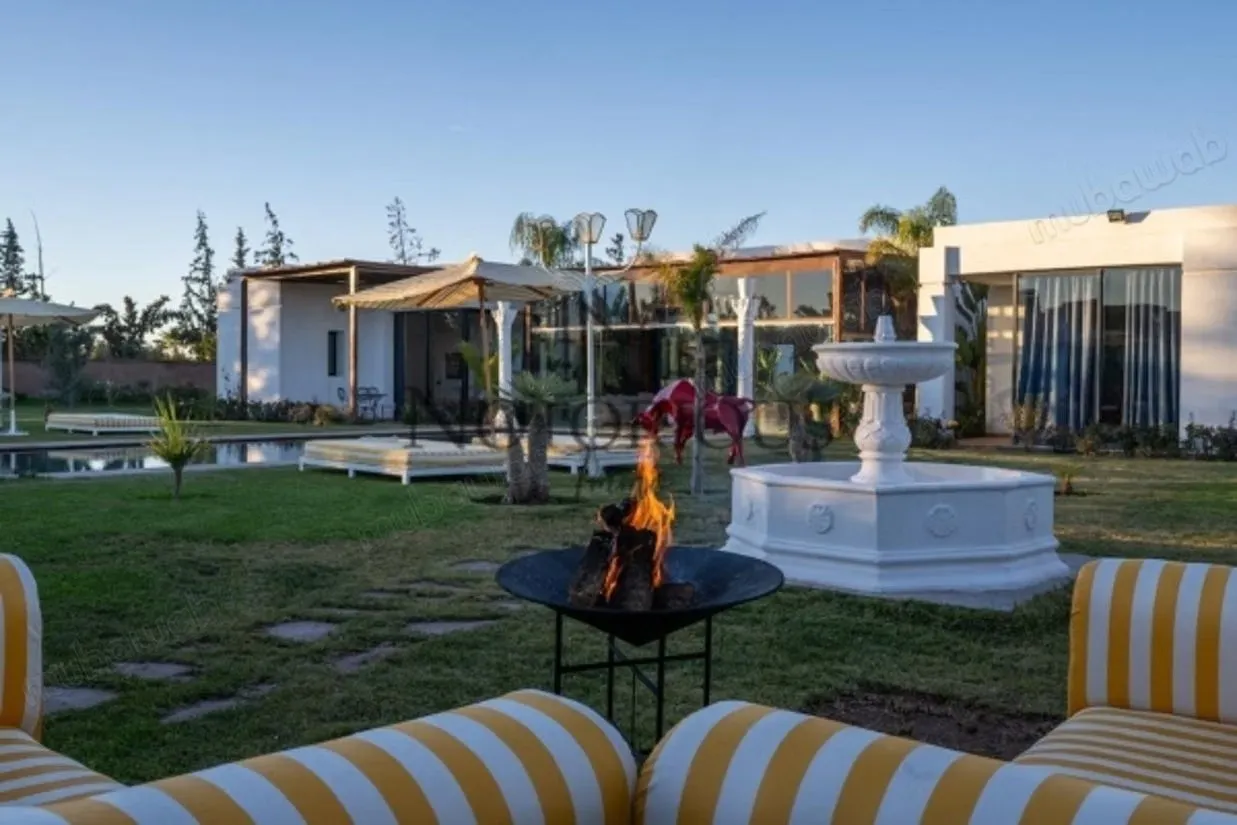 Villa à louer - مراكش