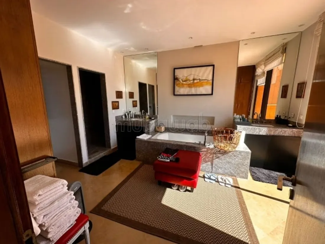 Villa à louer ou à vendre - مراكش (2)