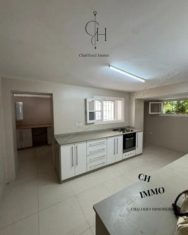 Location villa pour habitation - الرباط (3)
