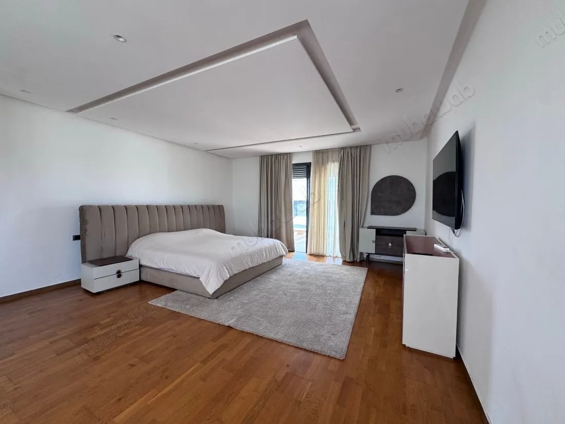 Somptueuse villa à louer à El Menzeh. 
Surface totale 450 m²... - El Menzeh (3)