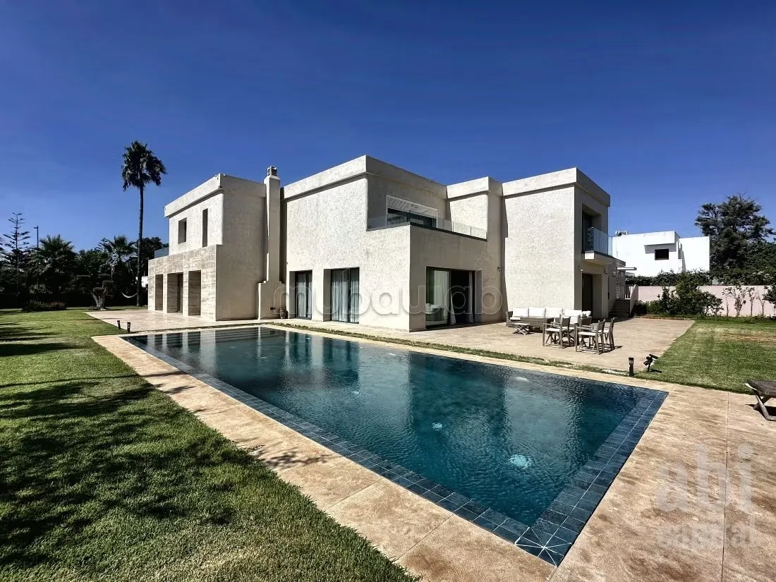 À louer — Villa de prestige meublée, Souissi Rabat, Piscine... - الرباط