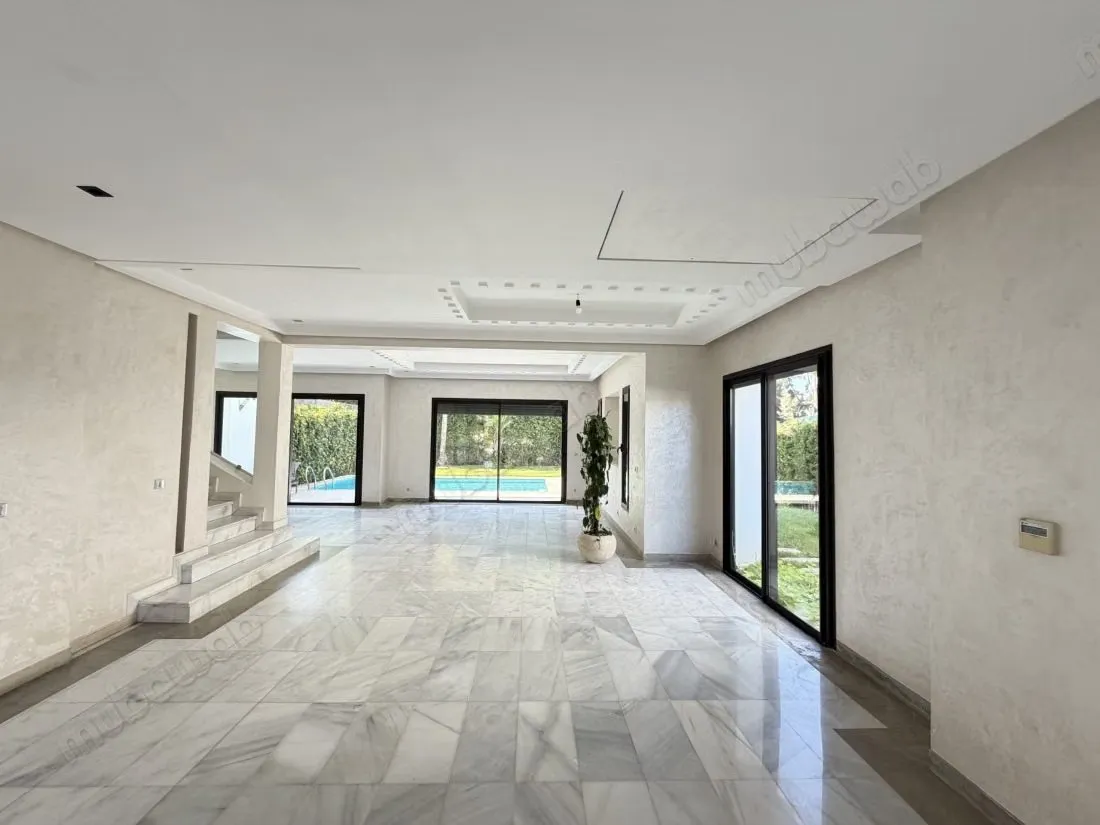 Superbe villa / ville verte / 4 chambres - بوسكورة (2)