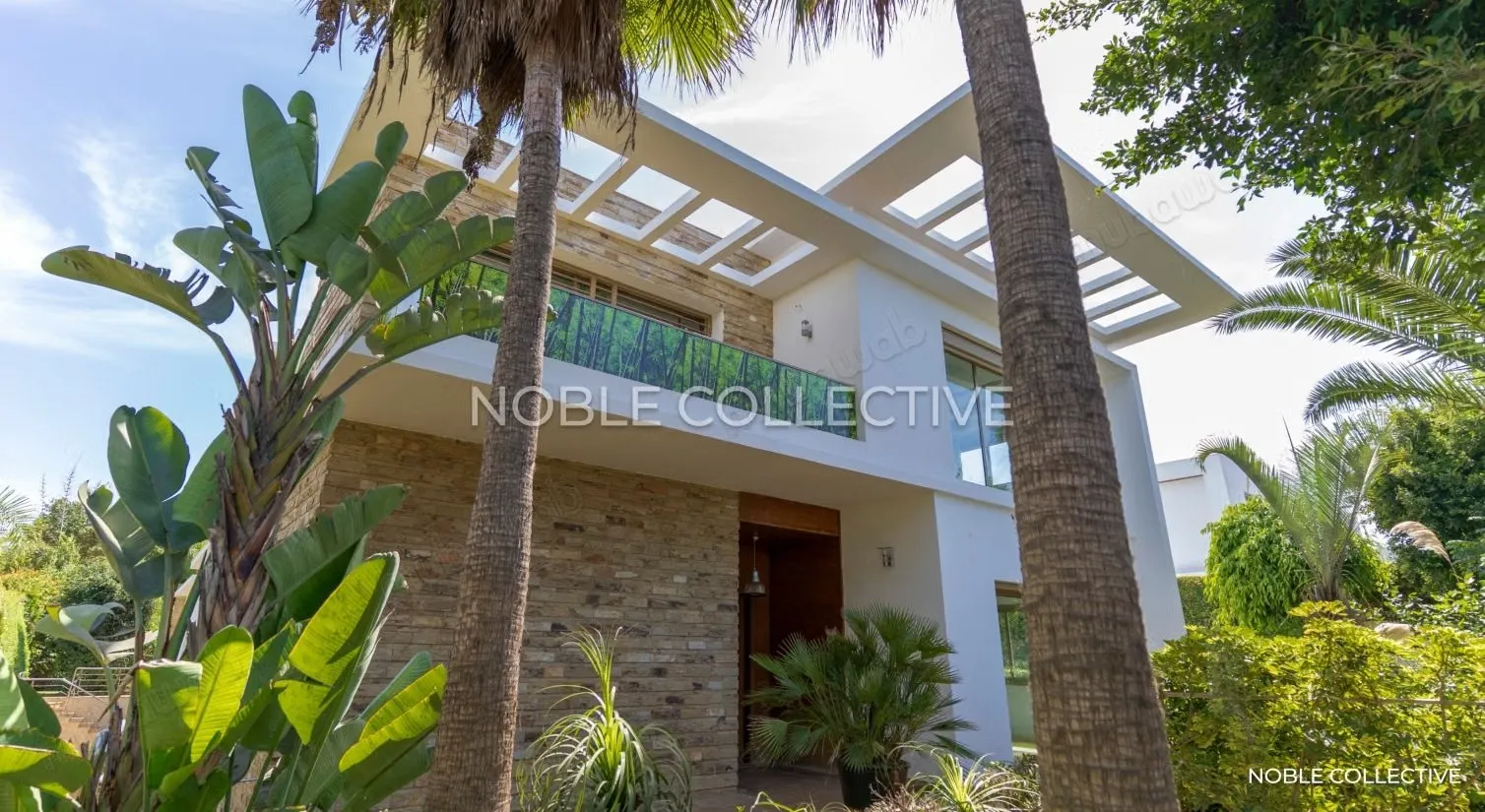 Villa de Prestige à Louer – Aïn Diab, Casablanca - الدار البيضاء (3)