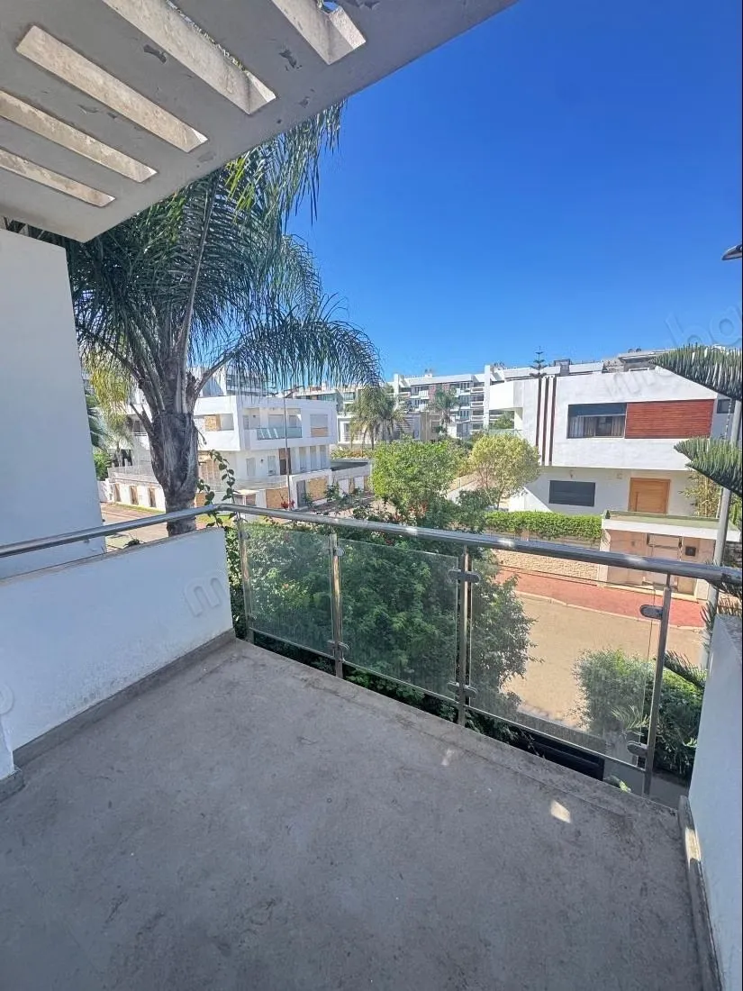 Magnifique villa à louer à Riyad. 8 grandes pièces. Terrasse... - الرباط (2)
