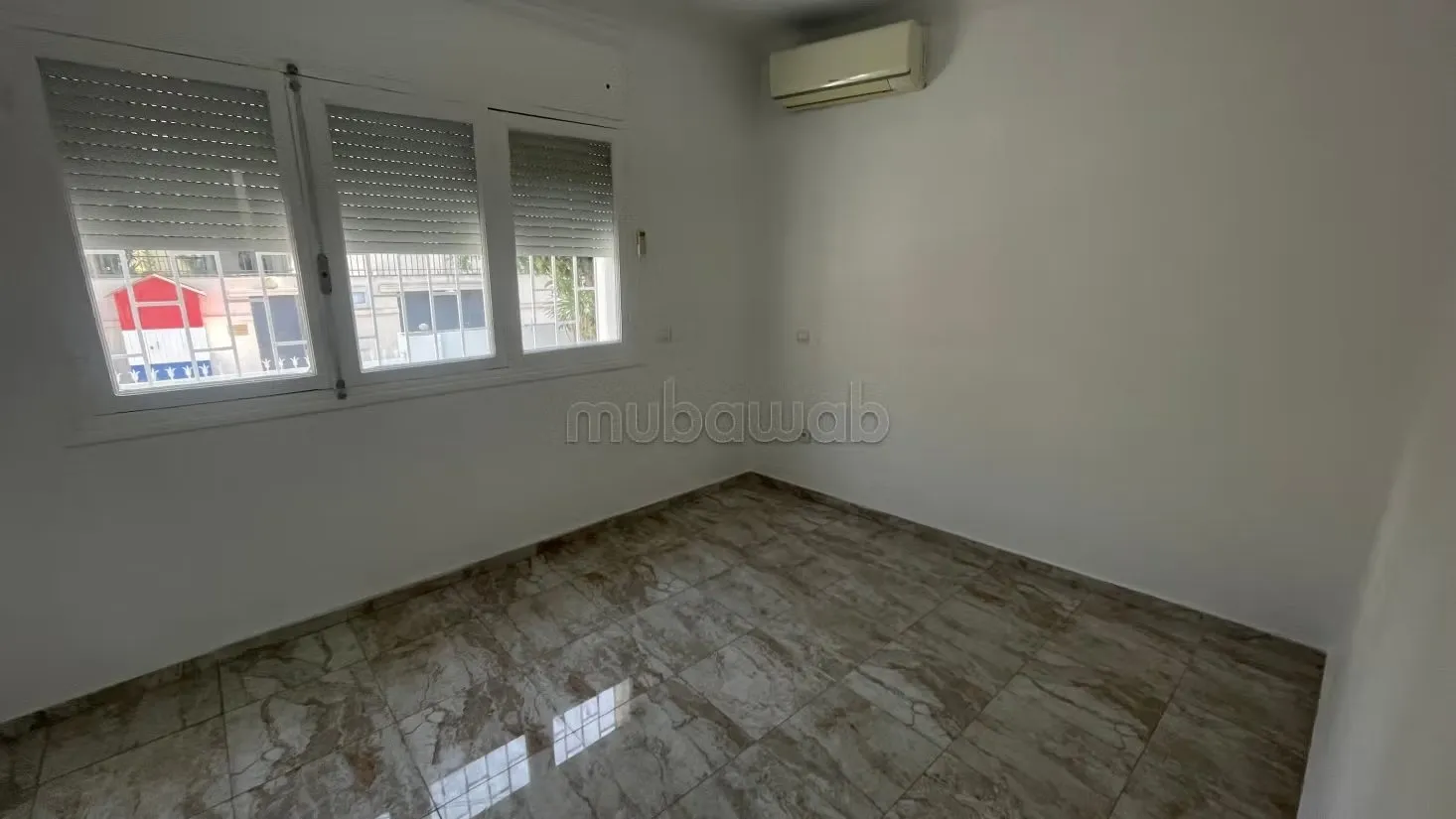 Magnifique villa à louer en Hassan Centre Ville.
Superficie... - الرباط (3)