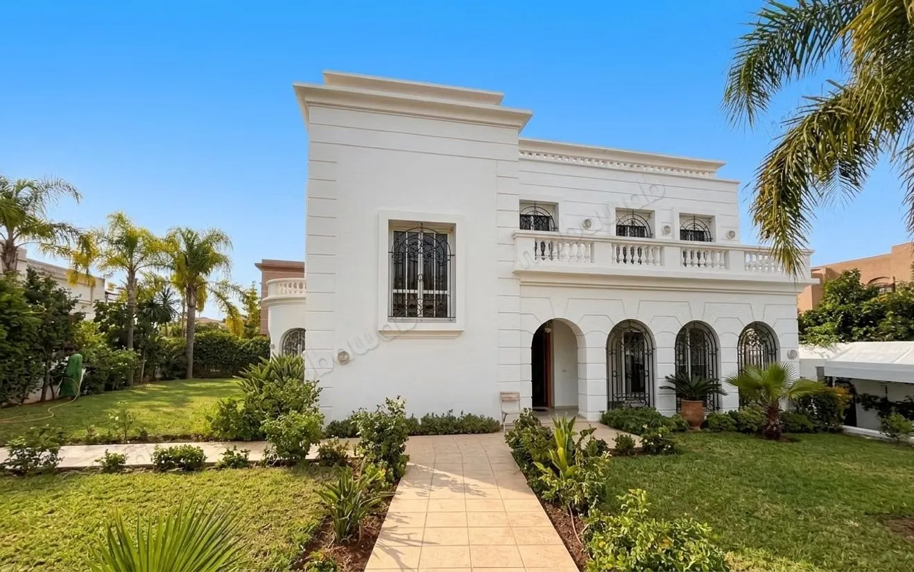 Villa de standing à louer – Hay Riad, Rabat - الرباط
