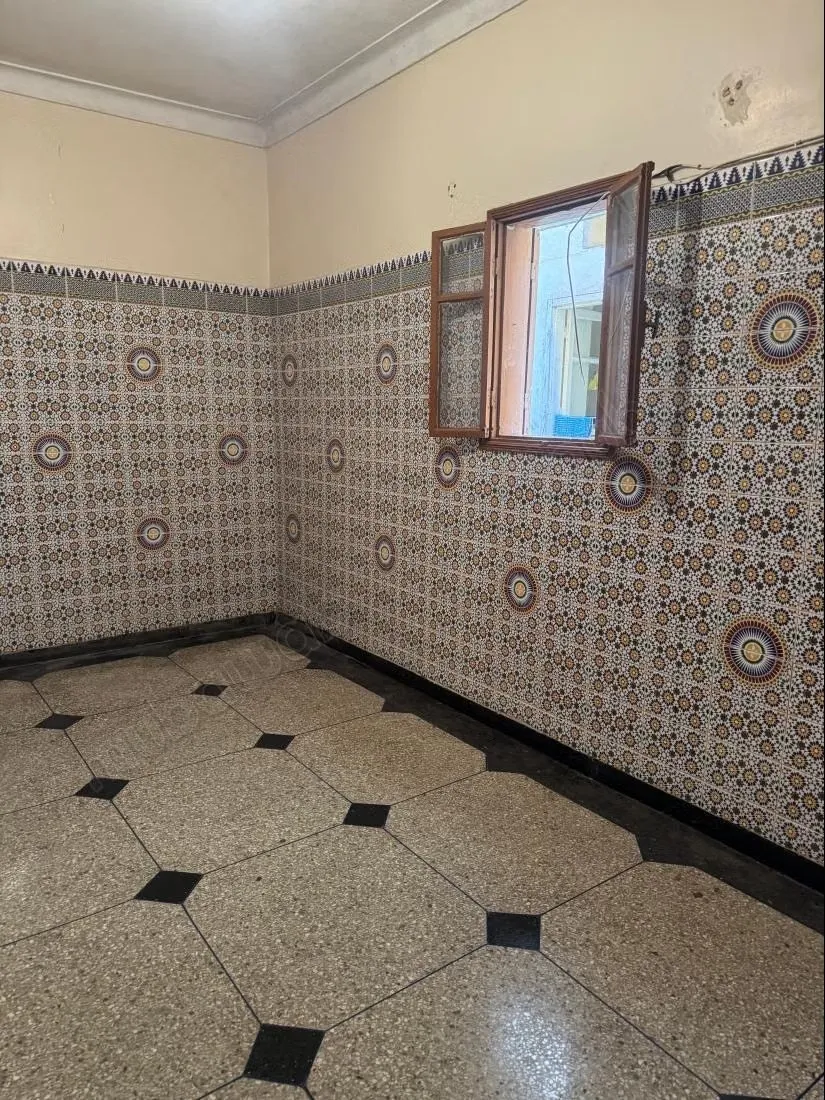 Vente maison à Derb Marrakech.
Superficie 89 m² - المحمدية (2)