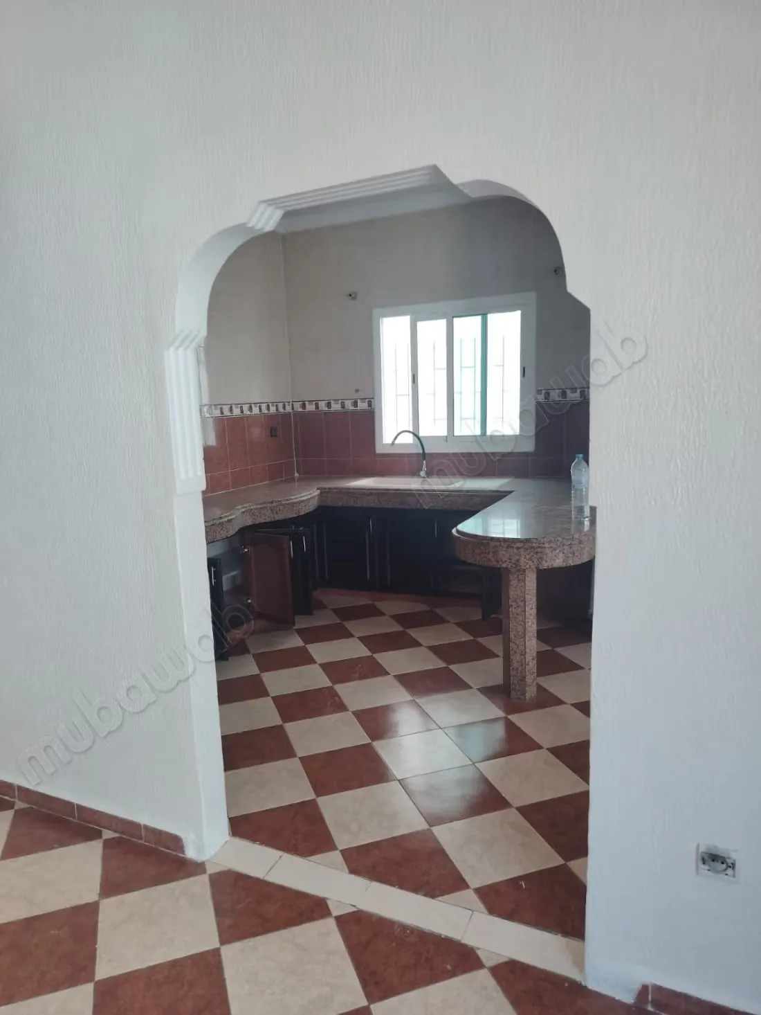 Superbe maison à vendre à Ismalia. 5 chambres. Porte blindée... - القنيطرة (2)