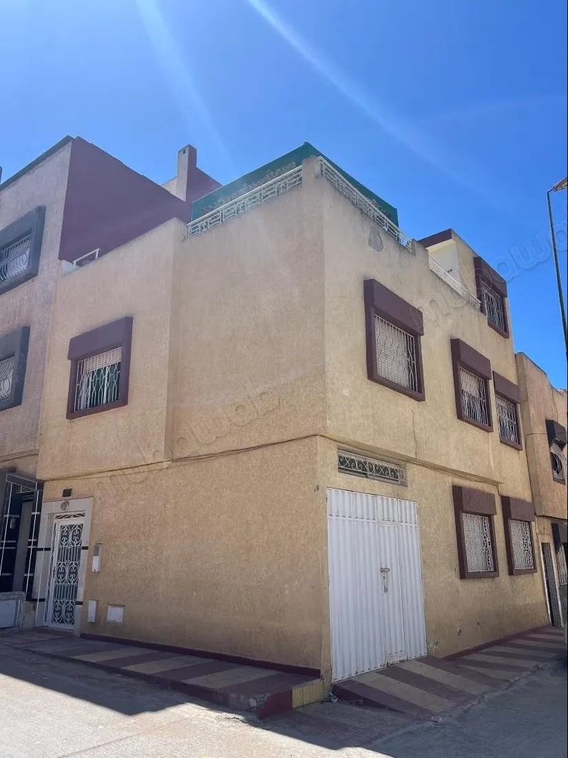 Maison à la vente à Oulad Wjih. 
4 chambres - القنيطرة