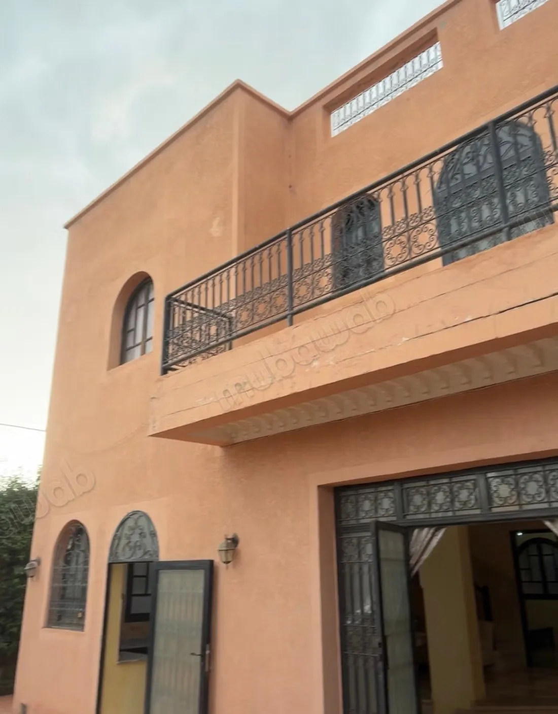 Villa avec piscine route de Sidi ghiyat - سيدي عبد الله غيات