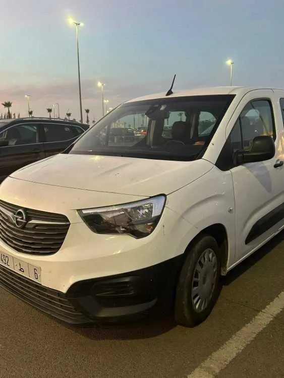 Opel combo 7 places toutes options - الدار البيضاء (2)
