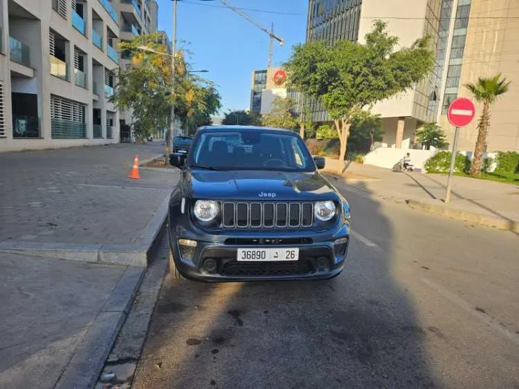 Jeep renegade hybride à vendre – 2023, 16 400 km - الدار البيضاء (2)