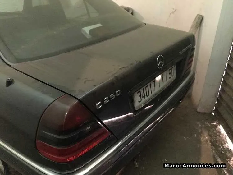 Mercedes c250 élégance - الحسيمة