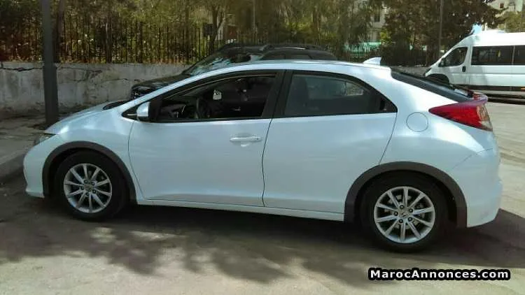 Honda civic - الرباط (3)