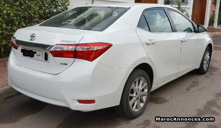 Toyota corolla diesel - الدار البيضاء (2)