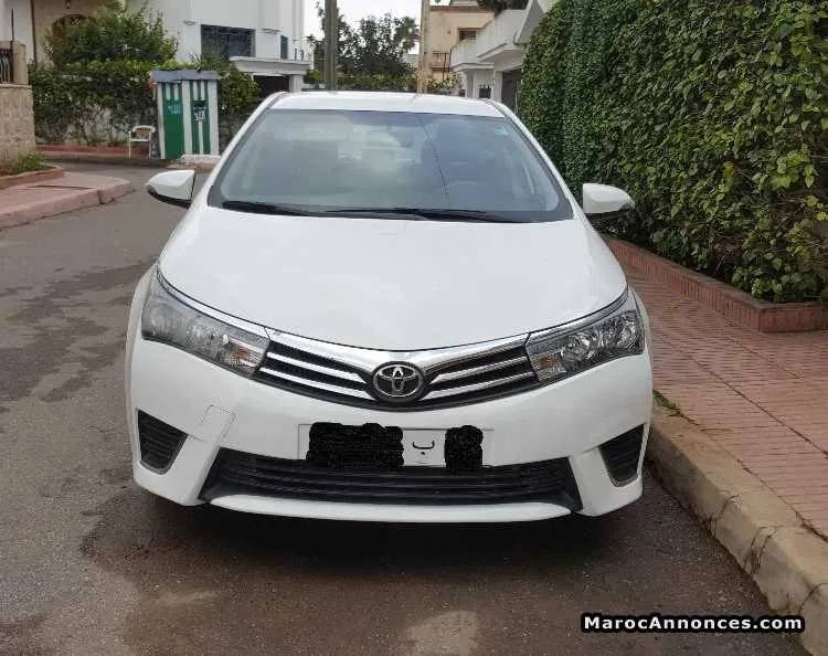 Toyota corolla diesel - الدار البيضاء (3)
