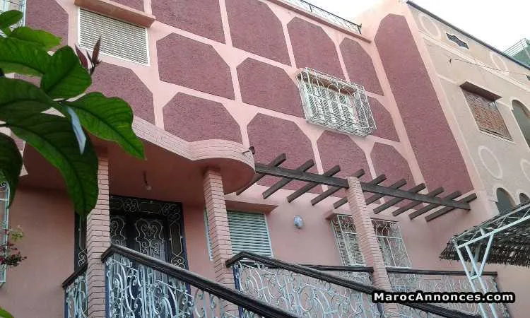 villa spacieuse et très bien située - مراكش