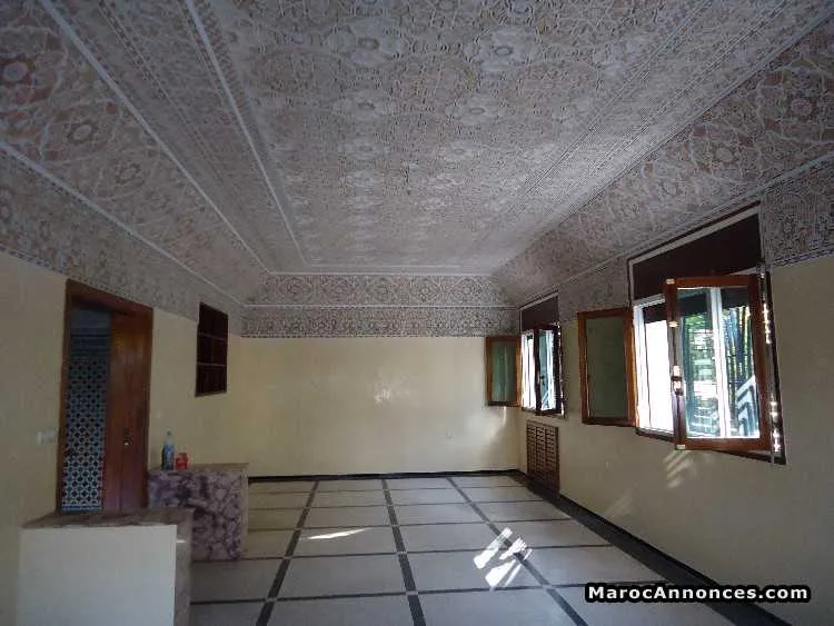 Villa de 600m² a vendre à souissi - الرباط