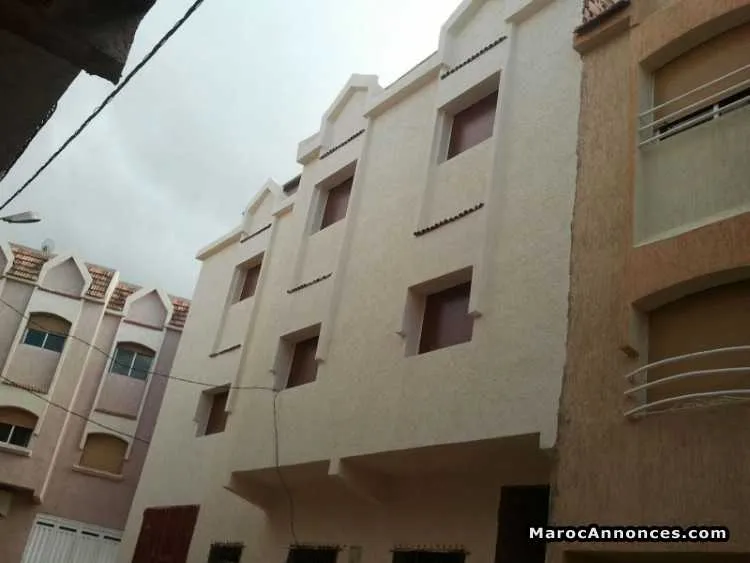 Maison de trois étages - أزرو (2)