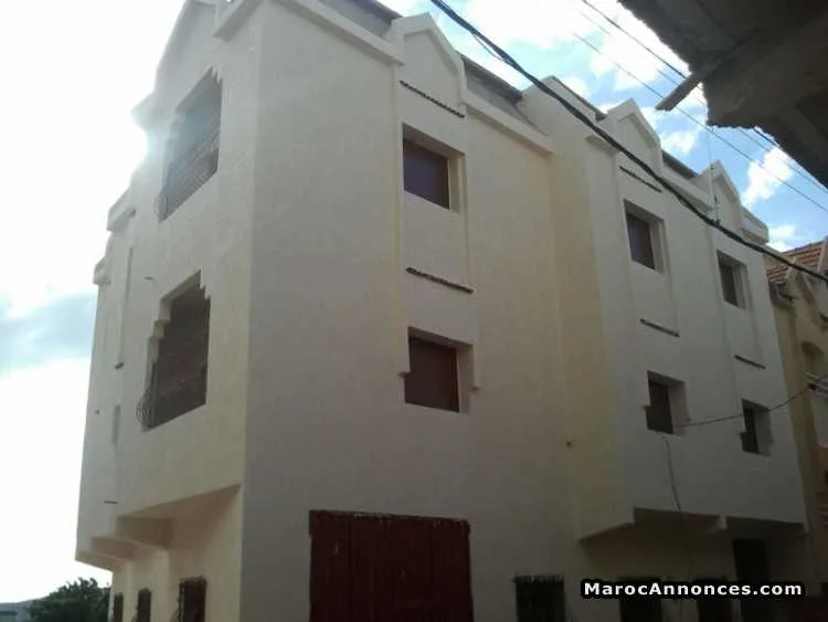 Maison de trois étages - أزرو (3)