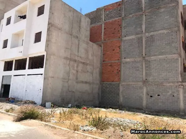 Terrain 124m2 - سطات (2)