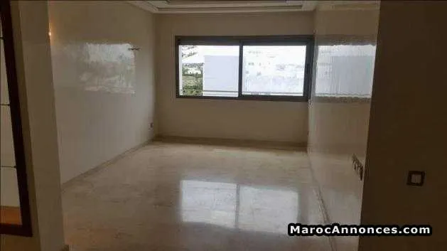 Appartement vide à abdelmoumen - الدار البيضاء (2)