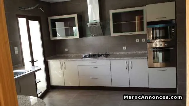Villa de 400 m² à polo - الدار البيضاء (3)