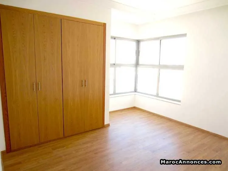 Maison de 250 m² à  dar bouazza - الدار البيضاء (2)