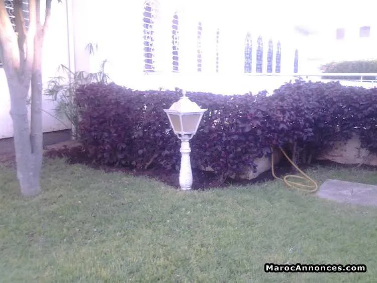 Villa de 400 m² à ain diab. - الدار البيضاء