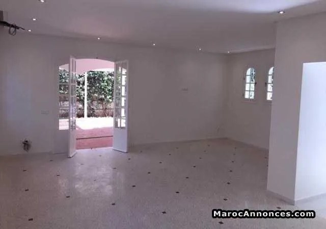 Villa en location à l'oaqis - الدار البيضاء (2)