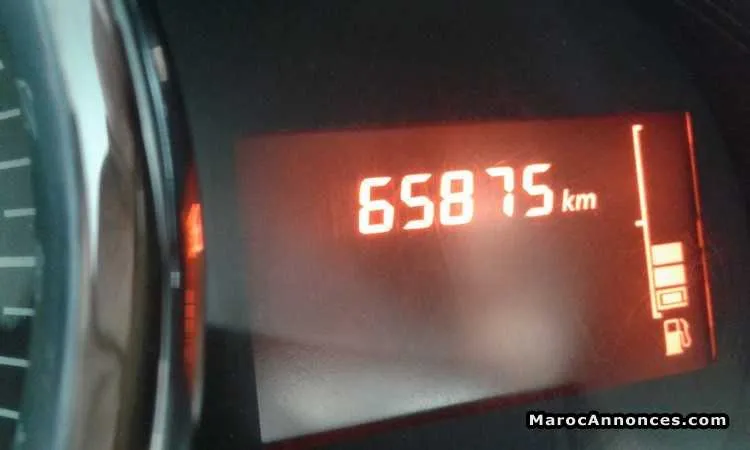 Dacia sandero - الدار البيضاء