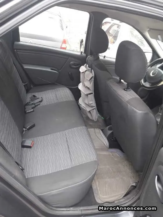 Dacia logan bon état - الدار البيضاء (2)