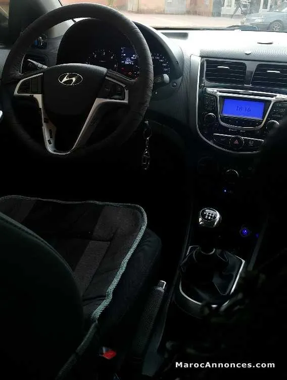 Voiture hyundai accent - ورزازات