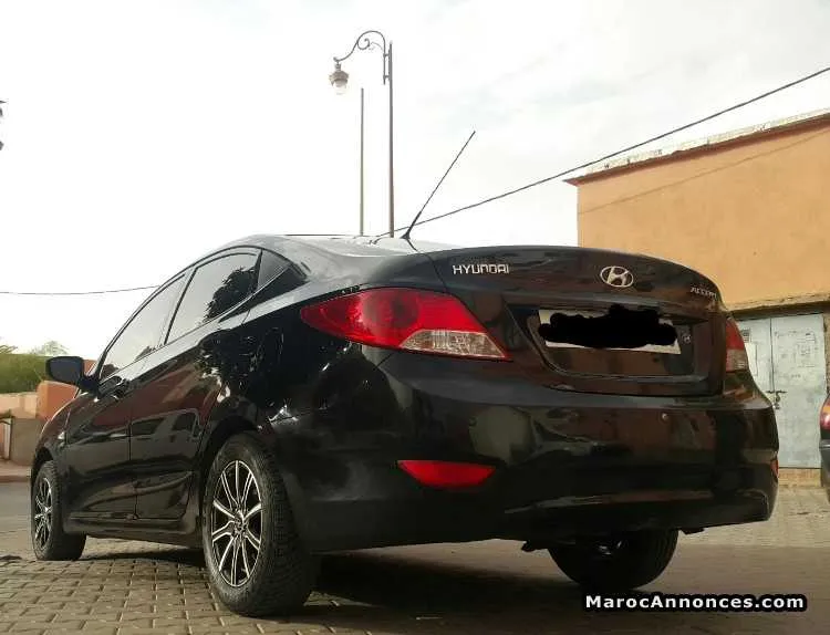 Voiture hyundai accent - ورزازات (2)