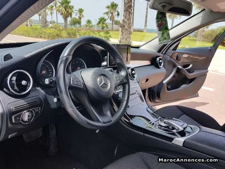 Mercedes c220 bluetec - الرباط (2)
