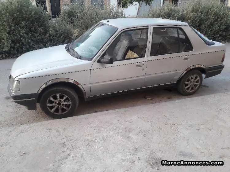 Peugeot 309 model 1988 - برشيد