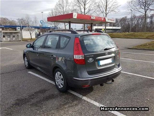 Hyundai i30 cw 1.6 crdi 90cv - بن سليمان (2)